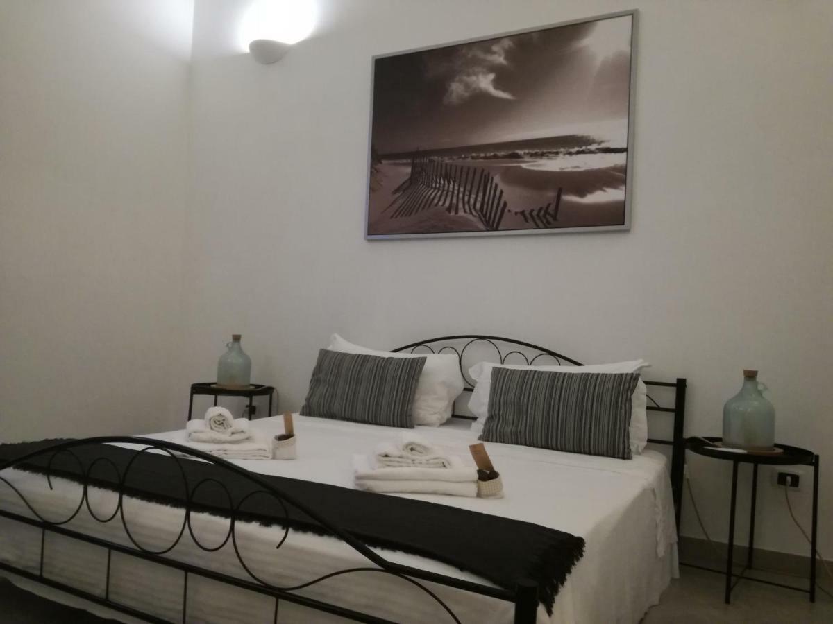 Suite Al Ponte 2.0 塔兰托 外观 照片